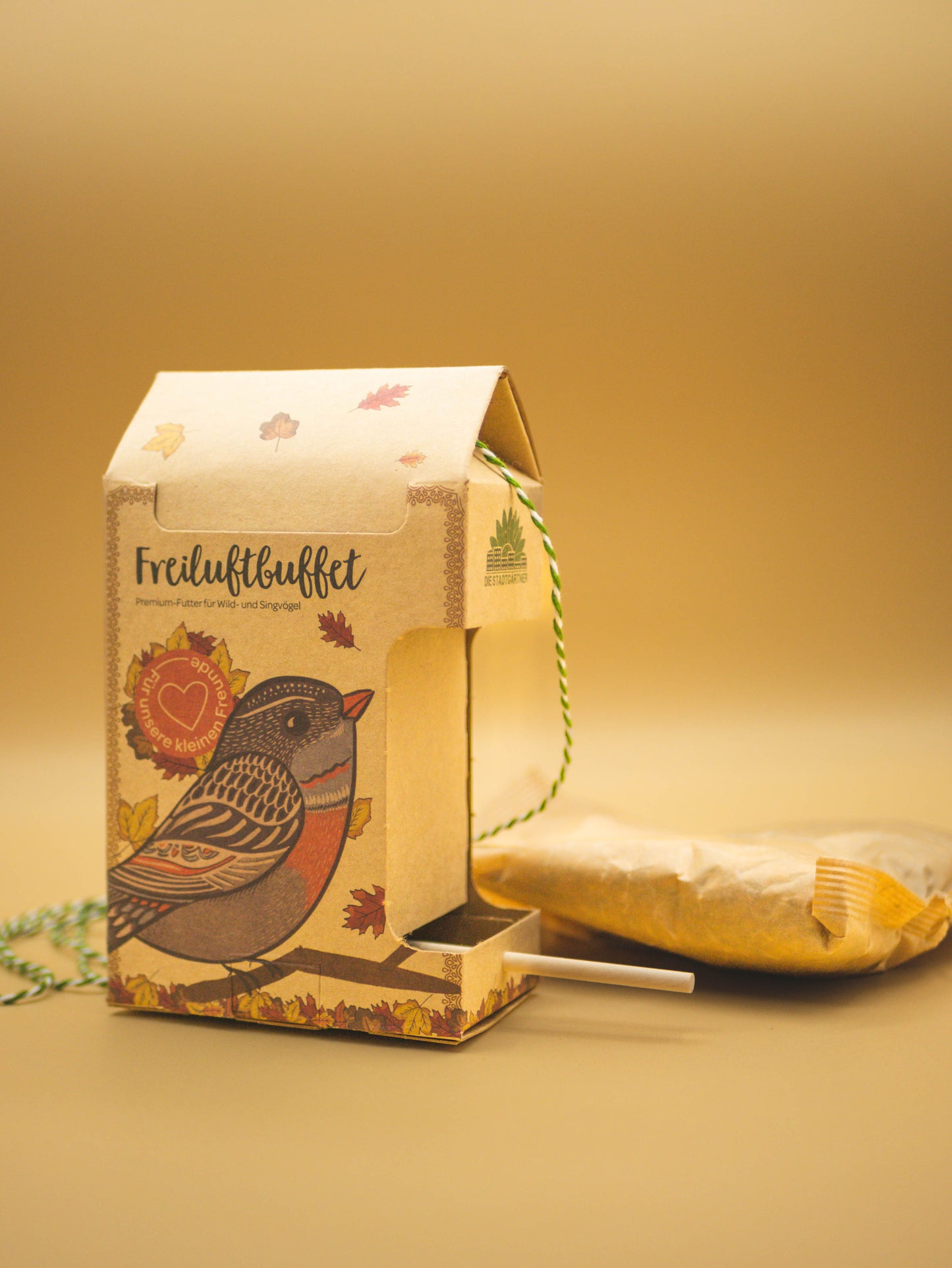 Outdoor Buffet Birds